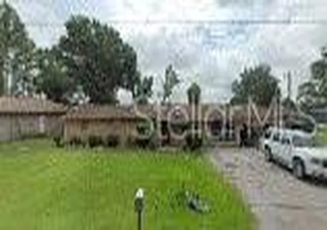 1st image of 4255 Cr 309, Lake Panasoffkee, FL 33538 | MLS# G5076421
