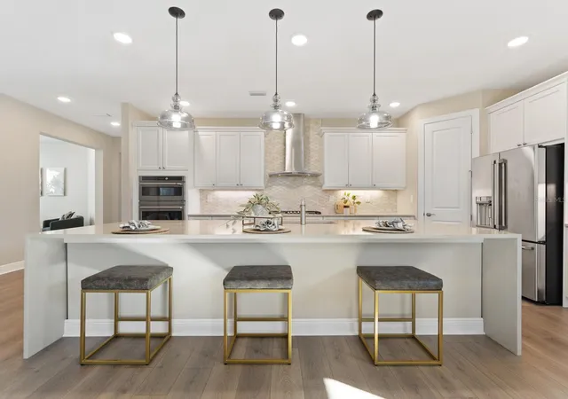 3rd image of 17822 Cresswind Ter, Lakewood Ranch, FL 34211 | MLS# A4592594