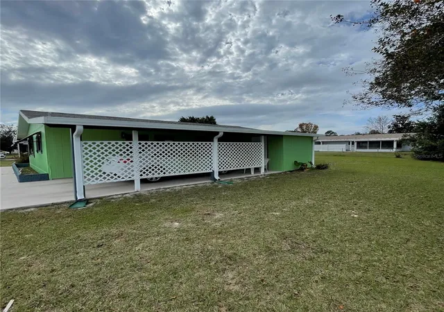 Photo 3 of Single family home for sale at 10300 Sw 98th Ter, Ocala, FL 34481 | MLS# OM669640 | Listing updated on 2026-09-25