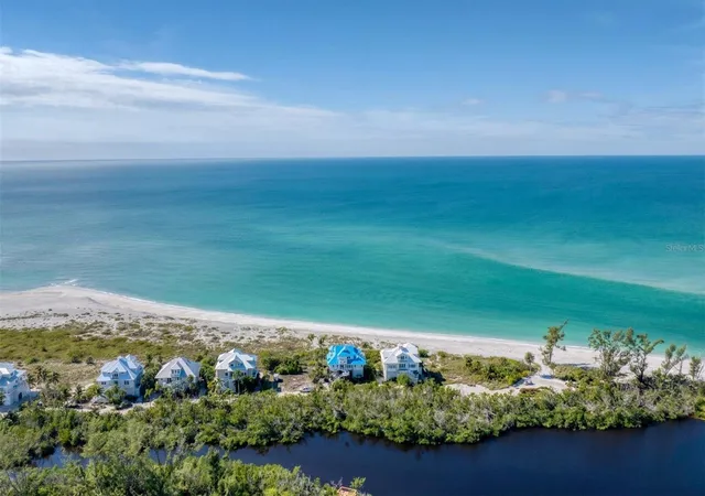 5th image of 6920 Palm Island Dr, Placida, FL 33946 | MLS# D6133930