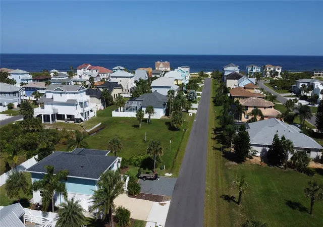 3rd image of 47 Rollins Dr, Palm Coast, FL 32137 | MLS# FC296910