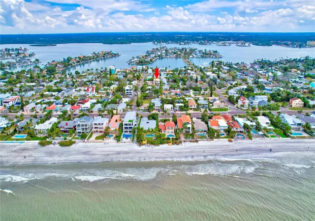 3rd image of 16110 3Rd St E, Redington Beach, FL 33708 | MLS# U8224871