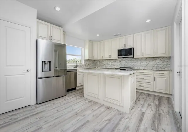 Photo 4 of Single family home for sale at 8099 Walbert St, Port Charlotte, FL 33981 | MLS# D6134112 | Listing updated on 2026-07-29