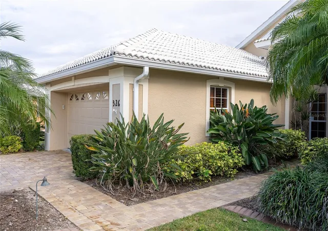 Photo 2 of Single family home for sale at 326 Saint George Ct #14, Venice, FL 34293 | MLS# A4595532 | Listing updated on 2026-10-04