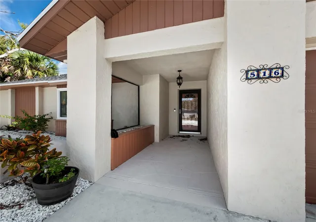 2nd image of 516 Casas Bonitas Way, Nokomis, FL 34275 | MLS# O6170615