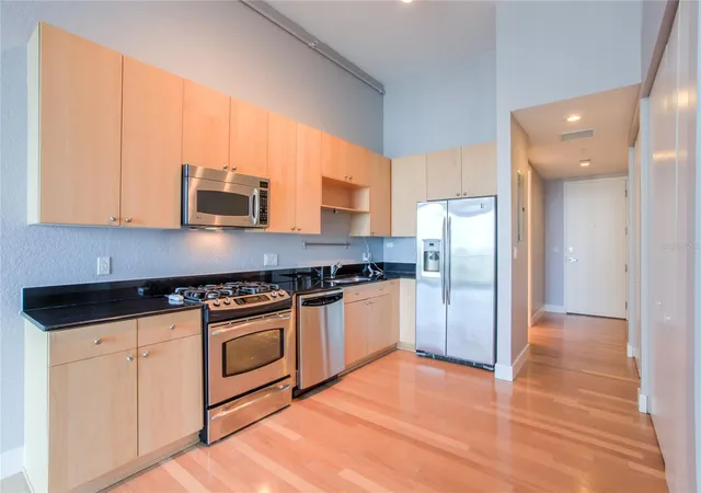 3rd image of 150 E Robinson St #6S-15 (631), Orlando, FL 32801 | MLS# O6174260