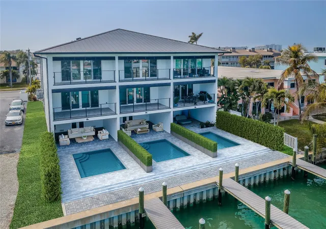 Photo 2 of Townhouse for sale at 12305 3Rd St E #2, Treasure Island, FL 33706 | MLS# U8232382 | Listing updated on 2026-09-22