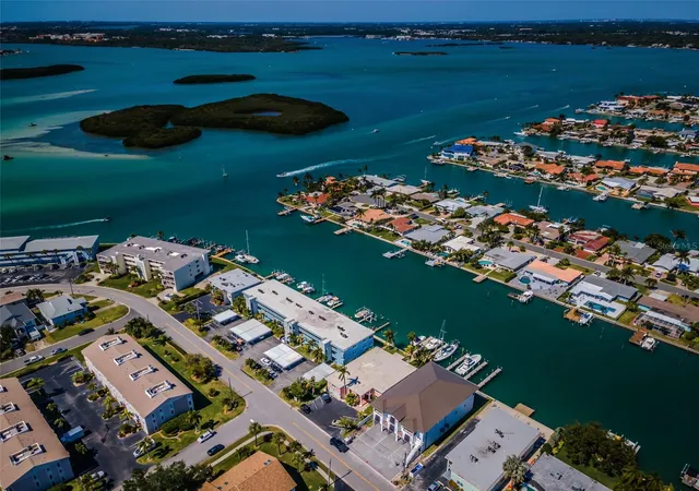 Photo 3 of Townhouse for sale at 12305 3Rd St E #2, Treasure Island, FL 33706 | MLS# U8232382 | Listing updated on 2026-09-22