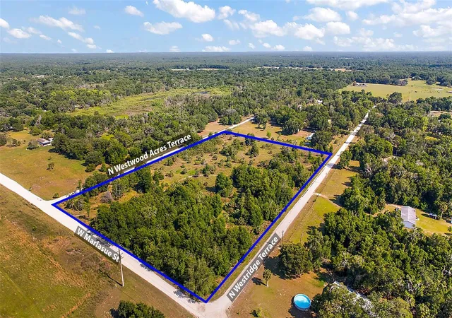 2nd image of 9807 N Westridge Ter, Crystal River, FL 34428 | MLS# O6185894