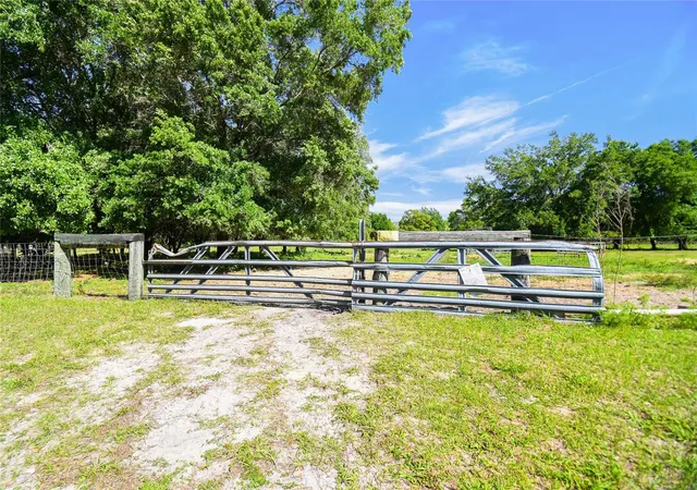 Photo 4 of Sale Pending at 12500 Hamlin Rd, Spring Hill, FL 34610 | MLS# T3515077 | Listing updated on 2026-07-02