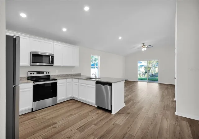 Photo 3 of Single family home for sale at 5251 Sw 164Th Street Rd, Ocala, FL 34473 | MLS# T3515584 | Listing updated on 2026-07-09