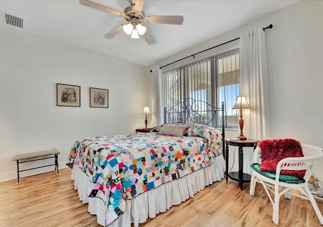 4th image of 1022 Bellasol Wy, APOLLO BEACH, FL 33572