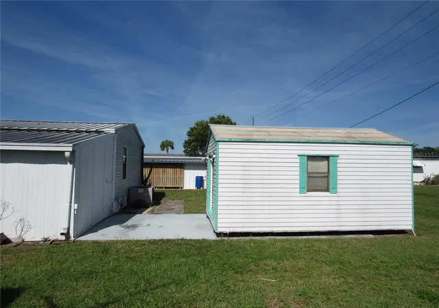 Photo 3 of Sale Pending at 37241 Cora Ave, Zephyrhills, FL 33542 | MLS# T3517355 | Listing updated on 2026-09-25