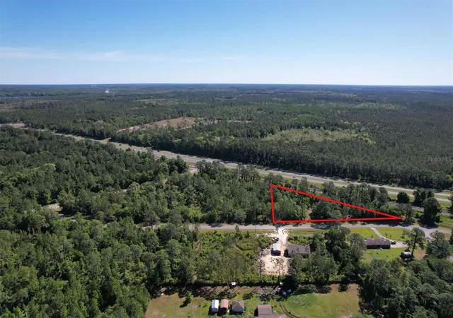 1st image of 14023 Se 204th Ter, Hawthorne, FL 32640 | MLS# GC521142