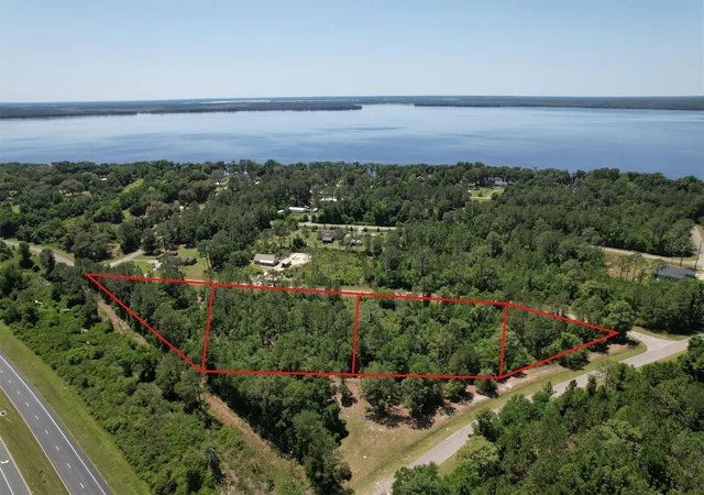 5th image of 14023 Se 204Th Ter, Hawthorne, FL 32640 | MLS# GC521142