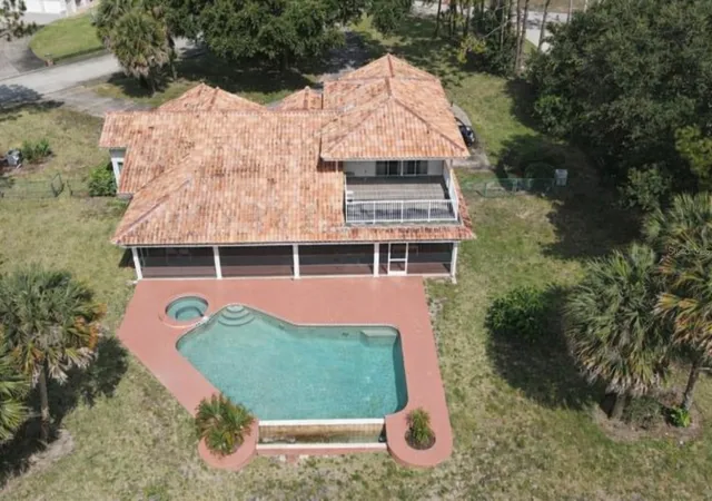 Photo 3 of Single family home for sale at 12624 Lake Denise Blvd, Clermont, FL 34711 | MLS# O6196850 | Listing updated on 2026-05-15