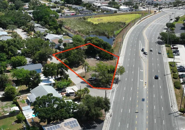 Photo 3 of Land for sale at Albert Pl, Sarasota, FL 34231 | MLS# A4608267 | Listing updated on 2026-07-03