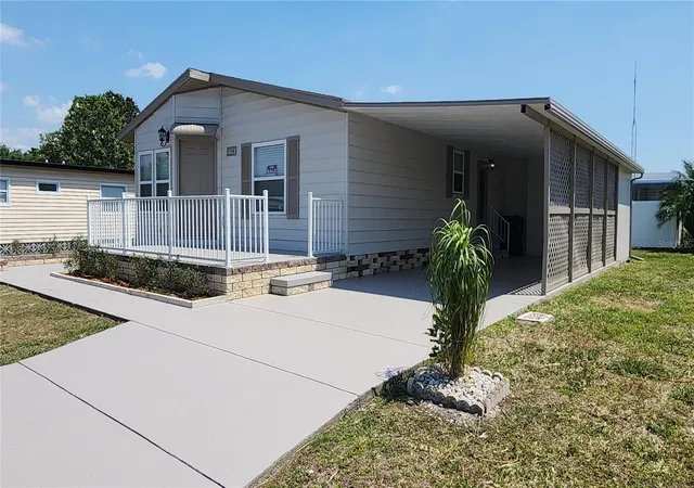 1st image of 5316 53Rd Ave E #F44, Bradenton, FL 34203 | MLS# T3521234