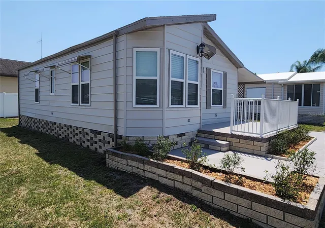 3rd image of 5316 53Rd Ave E #F44, Bradenton, FL 34203 | MLS# T3521234