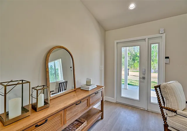 2nd image of 250 Portland St, Hawthorne, FL 32640 | MLS# GC521637