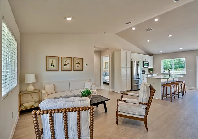 5th image of 250 Portland St, Hawthorne, FL 32640 | MLS# GC521637