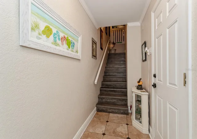 4th image of 9166 Blind Pass Rd, St Pete Beach, FL 33706 | MLS# U8241634