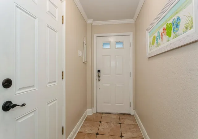 5th image of 9166 Blind Pass Rd, St Pete Beach, FL 33706 | MLS# U8241634