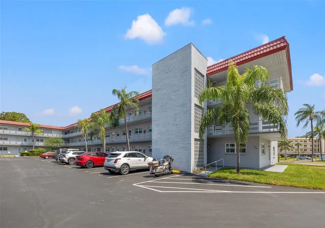 1st image of 5660 80th St N #A208, St Petersburg, FL 33709 | MLS# U8241727