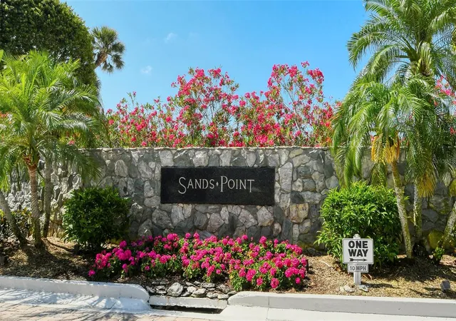 3rd image of 100 Sands Pt Rd, Longboat Key, FL 34228