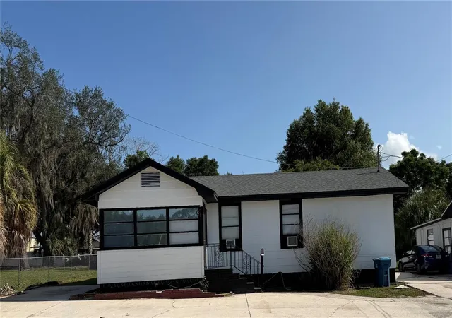 Homes for sale in Lake Wales, FL | 26 W Polk Ave, Lake Wales, FL 33853 | MLS# L4944606