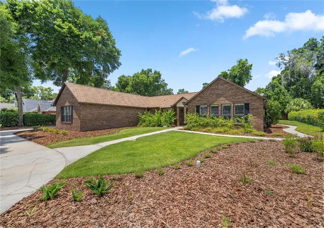 3rd image of 2811 Se 14Th St, Ocala, FL 34471 | MLS# OM678361