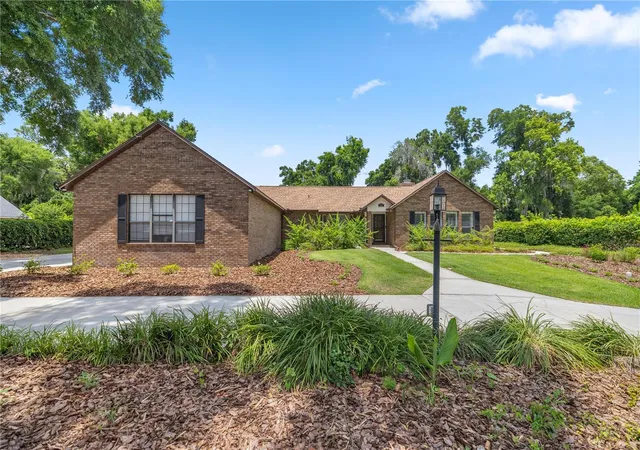 4th image of 2811 Se 14Th St, Ocala, FL 34471 | MLS# OM678361