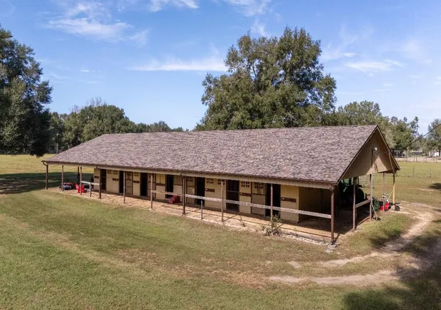 Photo 1 of Single family home for sale at 1801 Ne 77th St, Ocala, FL 34479 | MLS# GC522380 | Listing updated on 2026-08-07