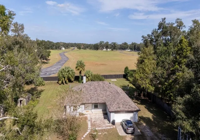 Photo 2 of Single family home for sale at 1801 Ne 77Th St, Ocala, FL 34479 | MLS# GC522380 | Listing updated on 2026-08-07