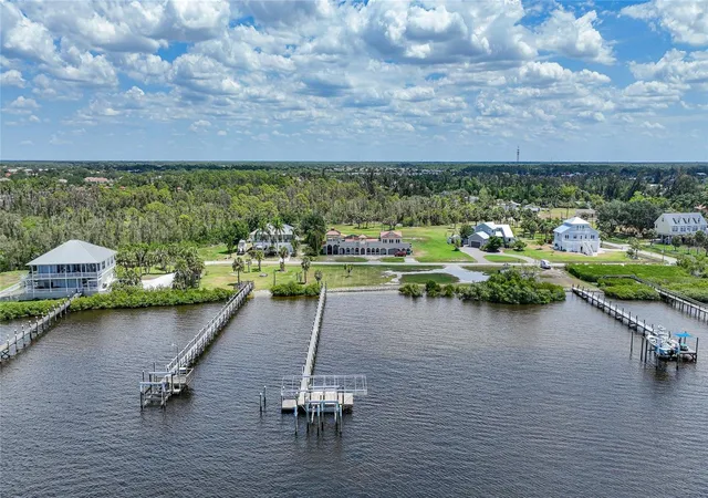 Photo 4 of Sale Pending at 14234 River Beach Dr, Port Charlotte, FL 33953 | MLS# D6136743 | Listing updated on 2026-04-25