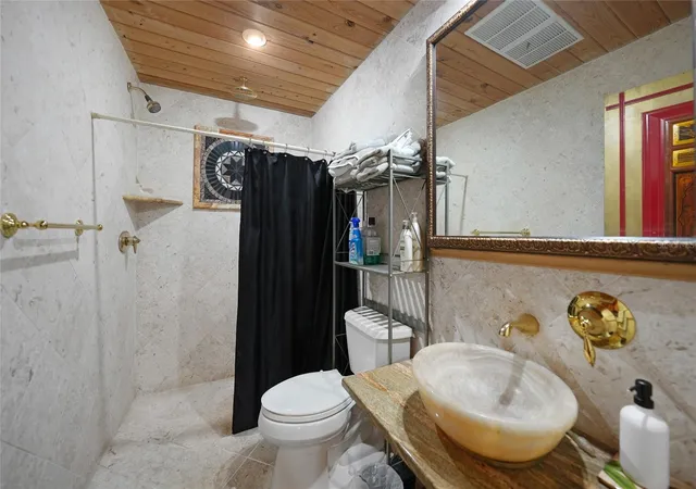 Photo 100 of Sale Pending at 14234 River Beach Dr, Port Charlotte, FL 33953 | MLS# D6136743 | Listing updated on 2026-04-25