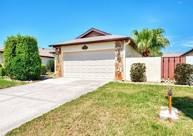 1st image of 570 Foxwood Blvd #196, Englewood, FL 34223 | MLS# D6136767