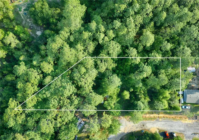 Photo 2 of Land for sale at Pinetree Ln, Defuniak Springs, FL 32433 | MLS# U8244892 | Listing updated on 2026-10-13
