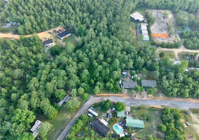 Homes for sale in Defuniak Springs, FL | Pinetree Ln, Defuniak Springs, FL 32433 | MLS# U8244892