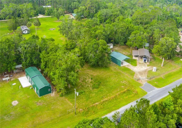 Homes for sale in Steinhatchee, FL | 400 Coastal Oak Ln Nw, Steinhatchee, FL 32359 | MLS# GC522600
