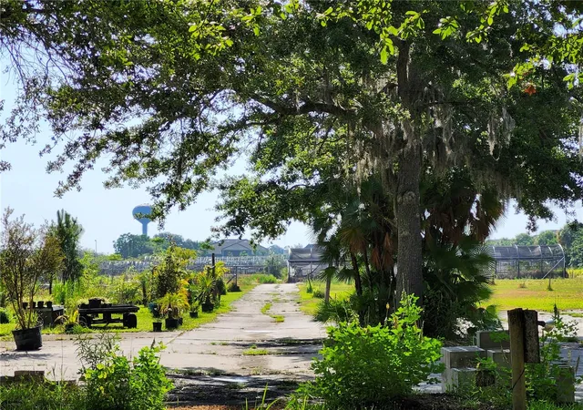 Photo 4 of Sale Pending at 1955 S Apopka Vineland Rd, Orlando, FL 32835 | MLS# O6211968 | Listing updated on 2026-08-17