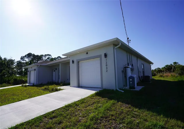 3rd image of 12030 Tetzel Ave, Port Charlotte, FL 33981 | MLS# C7493889