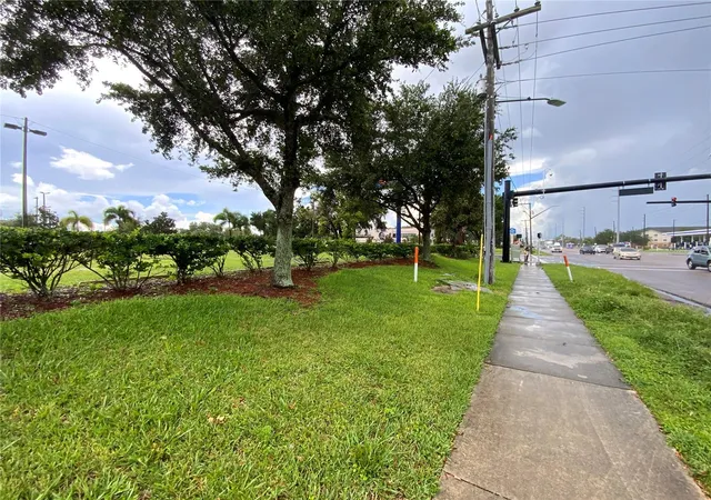 10th image of 1936 Mccoy Rd, Orlando, FL 32809 | MLS# O6213428