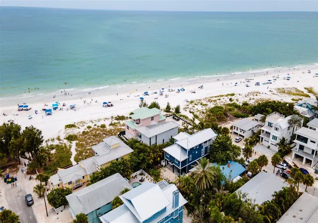 Photo 1 of Single family home for sale at 107 Elm Ave, Anna Maria, FL 34216 | MLS# A4615677 | Listing updated on 2026-07-31