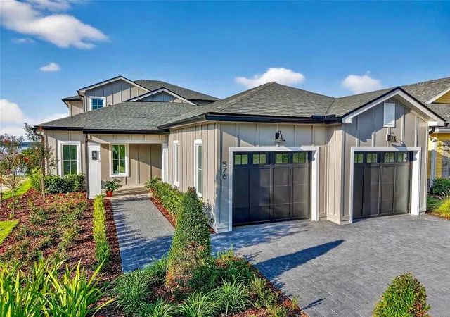 Homes for sale in Mount Dora, FL | 576 Casey Loop, Mount Dora, FL 32757 | MLS# G5084859