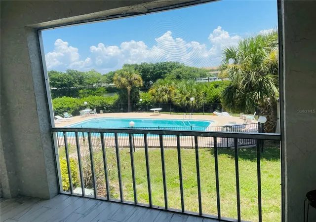 Homes for sale in St Petersburg, FL | 1860 Massachusetts Ave Ne #214, St Petersburg, FL 33703 | MLS# O6226609
