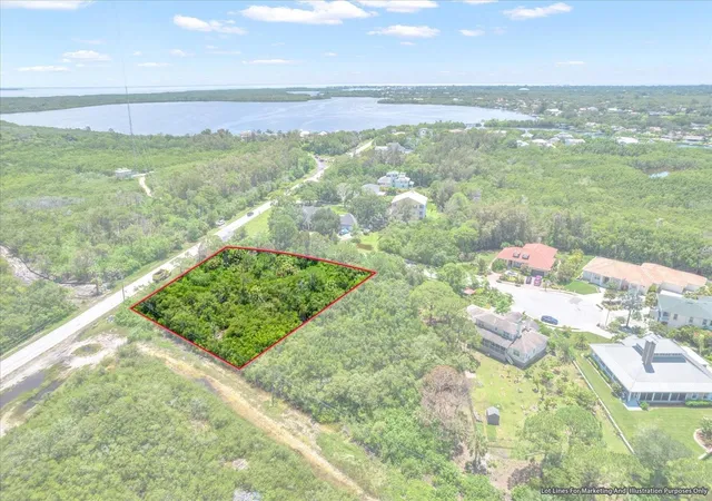 12th image of Osceola Ct Ne, Saint Petersburg, FL 33702 | MLS# T3544535