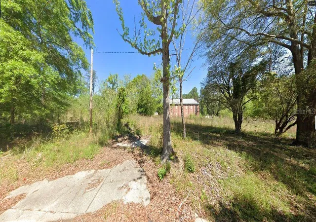 Homes for sale in Century, FL | 120 Front St, Century, FL 32535 | MLS# O6226992