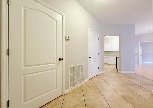 Photo 4 of Condo for sale at 4865 Cypress Woods Dr #2106, Orlando, FL 32811 | MLS# O6227881 | Listing updated on 2026-08-31