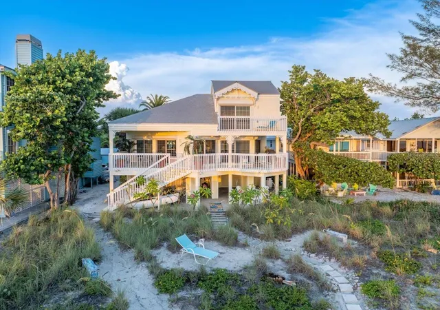 3rd image of 20052 Gulf Blvd, Indian Shores, FL 33785 | MLS# U8251980